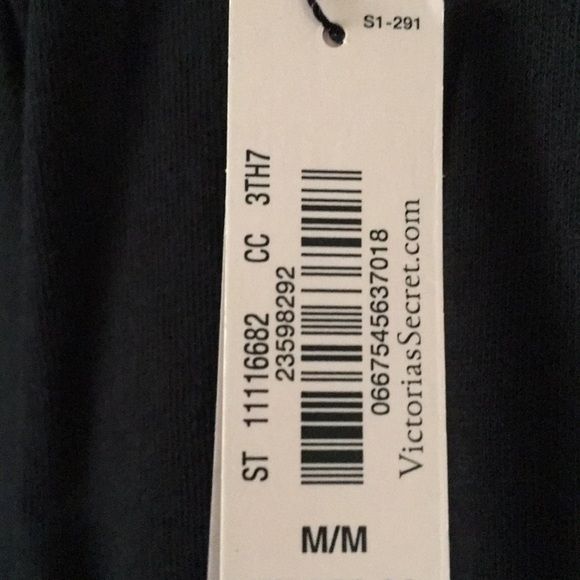 V.S. SZ. M TEASE SLEEP SHIRT NWT - Picture 7 of 8